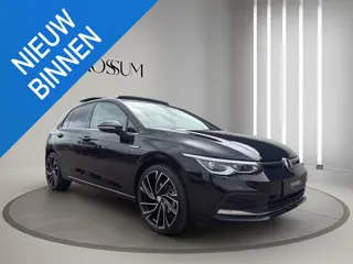 Volkswagen Golf 1.5 eTSI Style Pano | Sfeer | Memory | Keyless | Carplay | Camera  | 19"Velg |