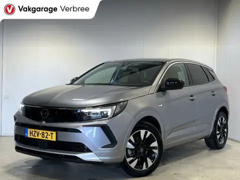 Opel Grandland 1.2 Turbo GS Line | Navigatie/Android/Apple Carplay | LM Velgen 18" | Achteruitrijcam