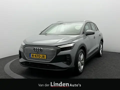 Audi Q4 e-tron 35 Launch edition 55 kWh SOH 90,6% | Elektrische Trekhaak | 110KW Snellaadvermogen | 