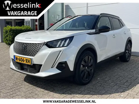 Peugeot e-2008 EV GT-Pack 50 kWh - SOH 93% | Schuif/kanteldak | CarPlay | 360 camera | Stoelverw.