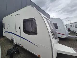 Bürstner Belcanto 455 TS Voortent