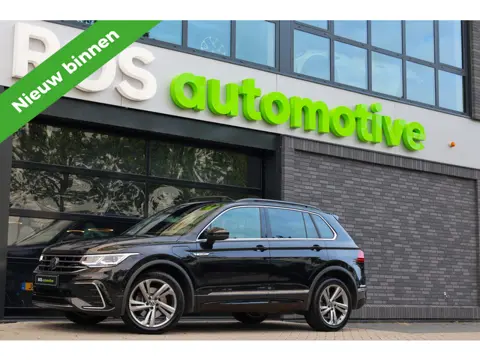 Volkswagen Tiguan 1.4 TSI eHybrid R-Line Business | BTW | PANORAMADAK | IQ-LIGHT | KEYLESS | ACC | E