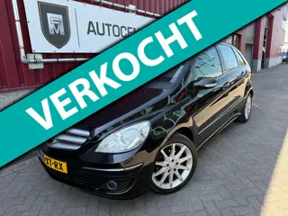 Mercedes-Benz B-klasse 170 // Airco // 1/2 Leer // LM velgen // NW APK //