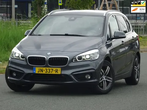 BMW 2-serie Active Tourer 225xe High Executive NAP/NAVI/LEER