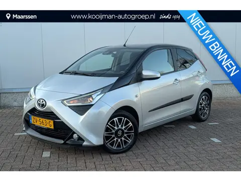 Toyota Aygo 1.0 VVT-i x-clusiv Achteruitrijcamera, Apple Carplay & Android Auto