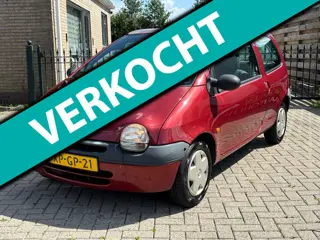 Renault Twingo 1.2 Comfort |lage km | nieuwe apk | rijd en schakelt super !