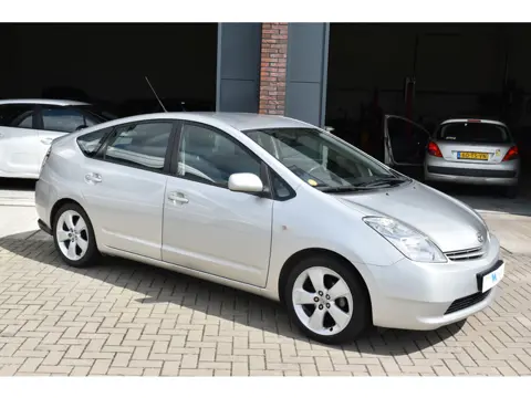 Toyota Prius 1.5 VVT-i HYBRID (bj 2005, automaat)