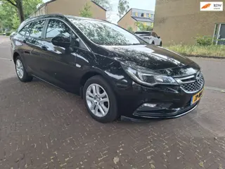Opel Astra Sports Tourer 1.4 Turbo Business Executive / airco / leuke auto