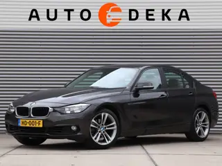 BMW 3-serie 318i Essential Automaat *Dealeronderh.*Leder*Navigatie*
