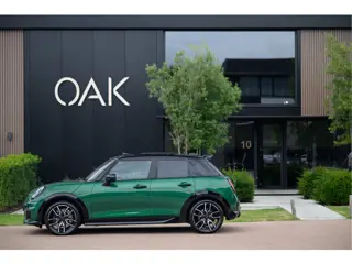 MINI 5-deurs ***VERKOCHT***1.5 Cooper C John Cooper Works M | Panorama | Leder | Head-Up | 18"LM | B