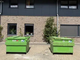 Kiwa IBC Steenbergen IBC Dieseltank 750 liter Milieutank met handpomp