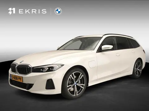 BMW 3 Serie Touring 320e | LED | Leder | Navigatie | Sportstoelen | Elektr. zetels | Keyles go | DAB