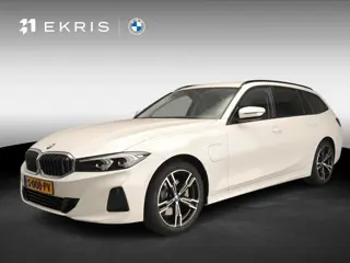 BMW 3 Serie Touring 320e | LED | Leder | Navigatie | Sportstoelen | Elektr. zetels | Keyles go | DAB