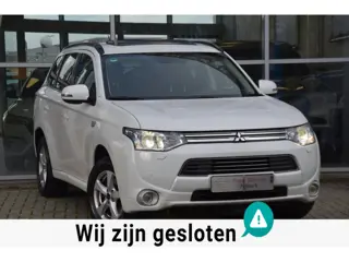 Mitsubishi Outlander 2.0 PHEV instyle+ Aut. Leder Led Dak Camera Xenon Pdc Nav.