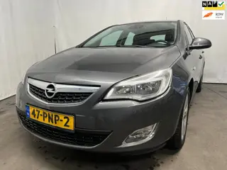 Opel Astra 1.4 Turbo Edition SCHADEAUTO!