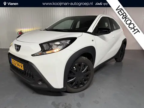 Toyota Aygo X 1.0 VVT-i S-CVT Play