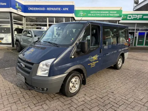 Ford Transit 280M 2.2 TDCI Kombi 9pl.