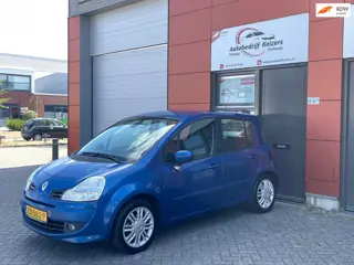 Renault Modus 1.6-16V Dynamique APK AUTOMAAT CRUISE AIRCO STOELVERWARMING