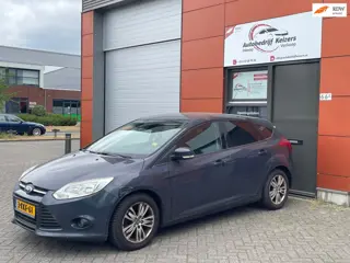 Ford Focus 1.0 EcoBoost Lease Titanium APK AIRCO STOELVERWAMRING