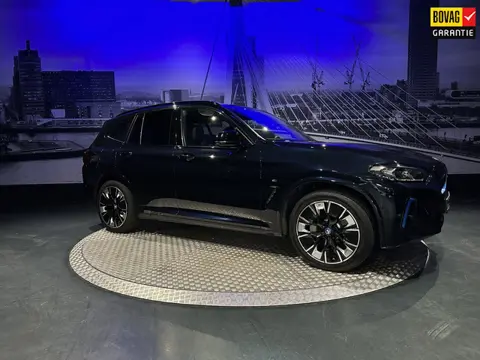 BMW IX3 High Executive 80 kWh *Panoramadak*360camera*HUD*HarmanKardon*