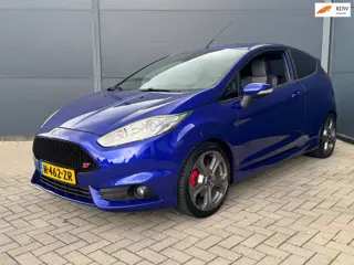 Ford Fiesta 1.6 ST2 / Nw Riem / Recaro / Led