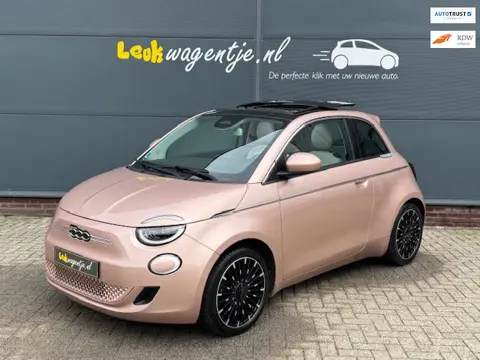 Fiat 500 e La Prima 42 kWh *schuifdak *stoelverw. *camera