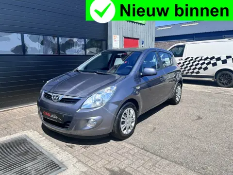 Hyundai i20 1.4i Dynamic Dealer ondh|Airco|Uniek (bj 2009)