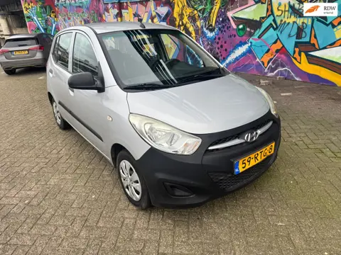 Hyundai I10 1.1 Pure met 124.000 km nap boeken aanwezig stereo stuurbekrachtiging bouwjaar 2011 leuk
