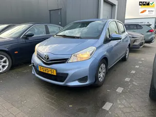 Toyota Yaris €3850,-1.0 VVT-i Now Apk 2027 Aircondition