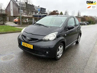 Toyota Aygo 1.0-12V Sport Airco*LM Velgen* Nieuwe Koppeling*APK 23-01-2027