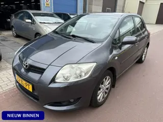 Toyota Auris 1.6-16V Sol Business 2008 Navigatie + Klima Luxe uitvoering met NAP en 2 sleutels.