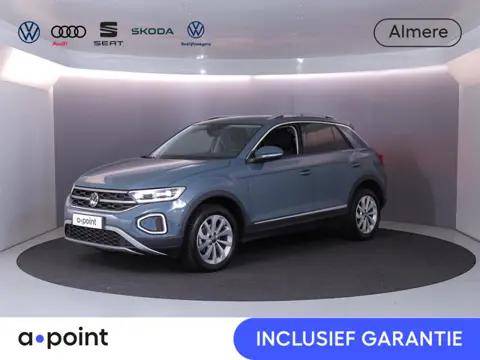 Volkswagen T-Roc 1.5 TSI Style 150 pk Automaat (DSG) | Navigatie | Parkeersensoren (Park assist) | A