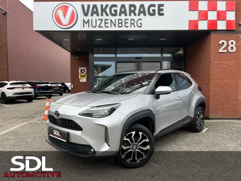 Toyota Yaris Cross 1.5 Hybrid 115 First Edition // ADAPT. CRUISE // KEYLESS // APPLE-ANDROID AUTO //