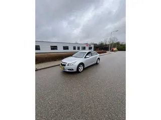 Chevrolet Cruze 1.8 LS AIRCO