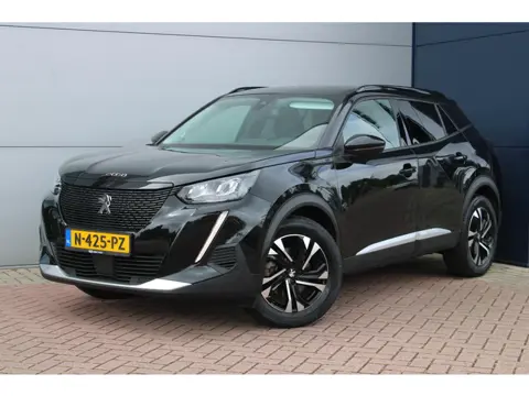 Peugeot e-2008 EV Allure 50 kWh ACHTERUITRIJCAMERA - CARPLAY - SOH 91,8%