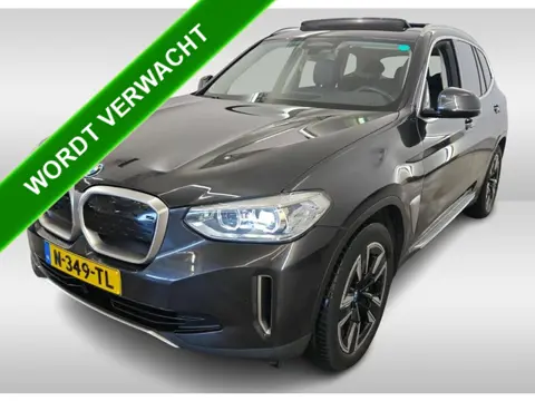 BMW iX3 Executive 80 kWh-SOH 97.46% / Panoramadak / Trekhaak / Leder / Stoelverwarming / Pdc.+Camera