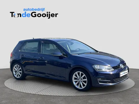 Volkswagen Golf 1.4 TSi 140 pk ACT Highline | NAV. | ALCANTARA | TREKHAAK AFN. | XENON | NL-AUTO |