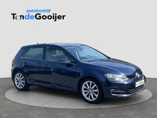 Volkswagen Golf 1.4 TSi 140 pk ACT Highline | NAV. | ALCANTARA | TREKHAAK AFN. | XENON | NL-AUTO |