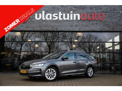 Škoda Octavia Combi 1.5 TSI MHEV Business Edition , Panoramadak, Stuur/stoelverwarming,