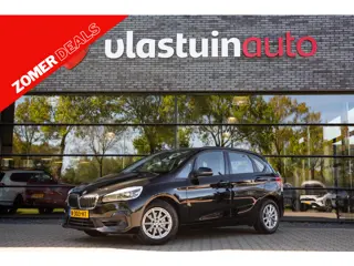 BMW 2 Serie Active Tourer 218i High Executive , Trekhaak, Navigatie, Stoelverwarming,
