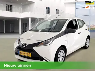 Toyota Aygo 1.0 VVT-i x-now 5-Deurs| LED| Bluetooth| Airco| APK 02-2027| Elek.ramen