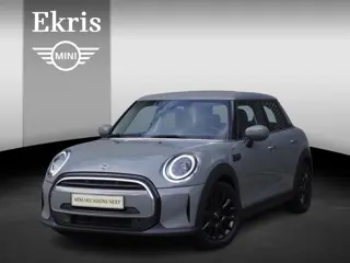 MINI 5-deurs One Essential Uitvoering | Comfort Pack | Visibility package | Cruise Control | LED-kop