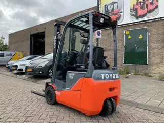 Toyota 8FBET15 1500KG 3.30METER HEFTRUCK (bj 2013)
