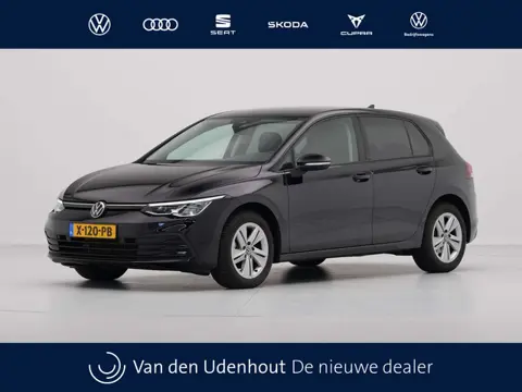 Volkswagen Golf 1.0 TSI Life Business Navigatie Acc Stuurverwarming Led