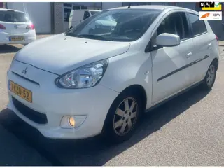 Mitsubishi Space Star 1.2 Intense 5DRS AUTOMAAT LAGE KMSTAND