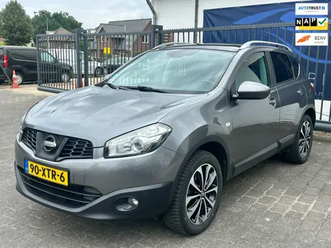 Nissan Qashqai 2.0 Connect Edition / NAVIGATIE / PANORAMADAK / TREKHAAK / NAP!!