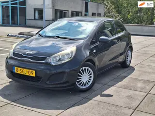 Kia Rio €2850,- 1.2 CVVT Comfort Pack Apk 7/2027 Airco Nap