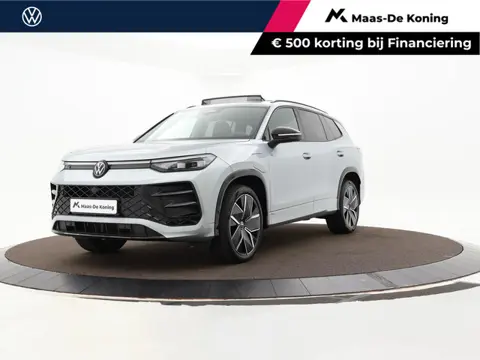 Volkswagen Tayron 1.5 eHybrid 272pk DSG R-Line Edition  · Panoramadak · Inklap. Trekhaak · 360 Camer