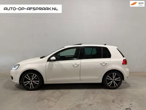 Volkswagen Golf 1.4 TSI Highline Aut. 5drs. Dak Navi Clima Cruise