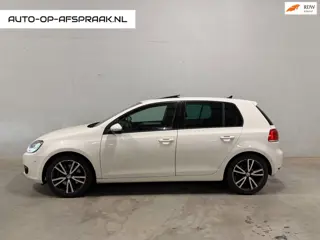 Volkswagen Golf 1.4 TSI Highline Aut. 5drs. Dak Navi Clima Cruise